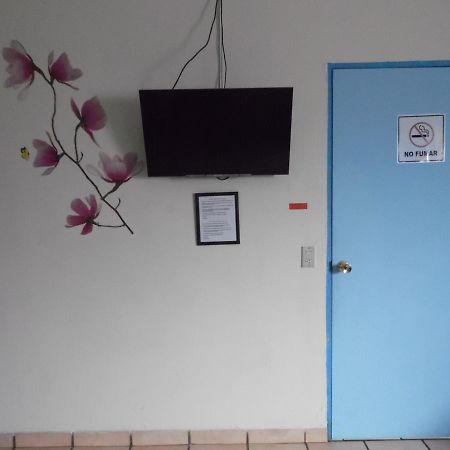 Hotel Happy House San Salvador Exterior foto