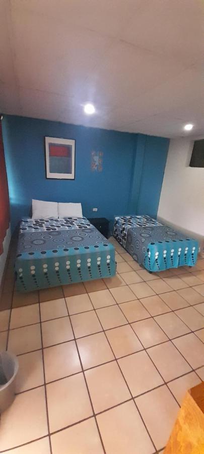 Hotel Happy House San Salvador Exterior foto